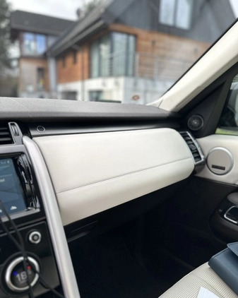 Land Rover Discovery cena 189990 przebieg: 112000, rok produkcji 2018 z Żywiec małe 704